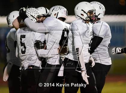 Thumbnail 2 in Xavier vs. Shelton (CIAC Class LL-Small Final) photogallery.