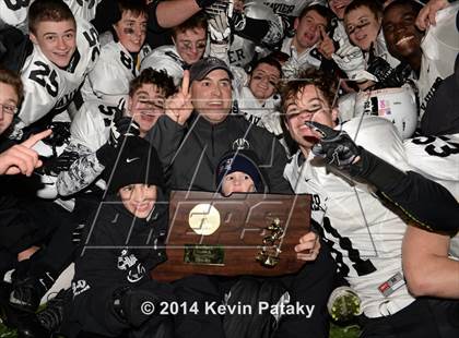Thumbnail 3 in Xavier vs. Shelton (CIAC Class LL-Small Final) photogallery.
