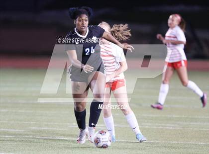 Thumbnail 3 in Denver East @ Grandview (CHSAA 5A First Round) photogallery.