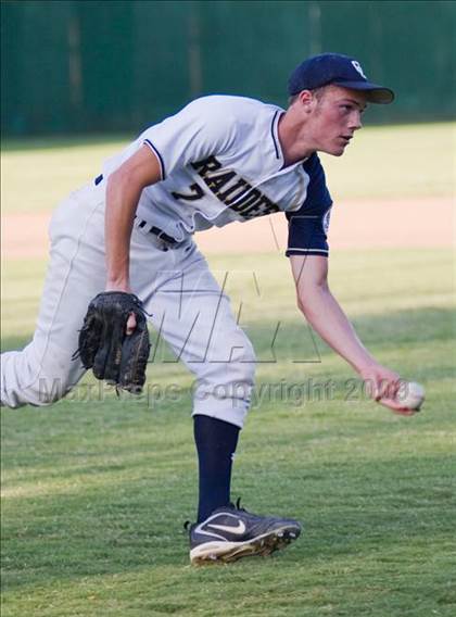 Thumbnail 1 in Hilmar vs. Central Catholic (CIF SJS D5 Final) photogallery.