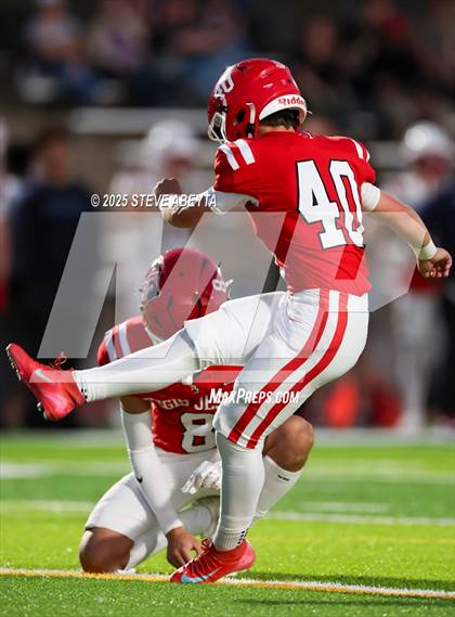 Thumbnail 3 in Chaparral @ Regis Jesuit photogallery.
