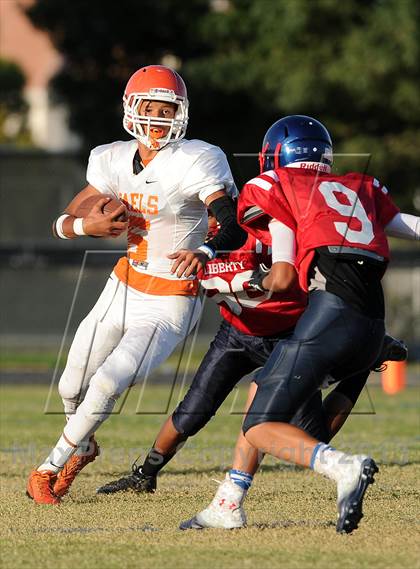 Thumbnail 3 in FR: Bishop Gorman @ Liberty photogallery.