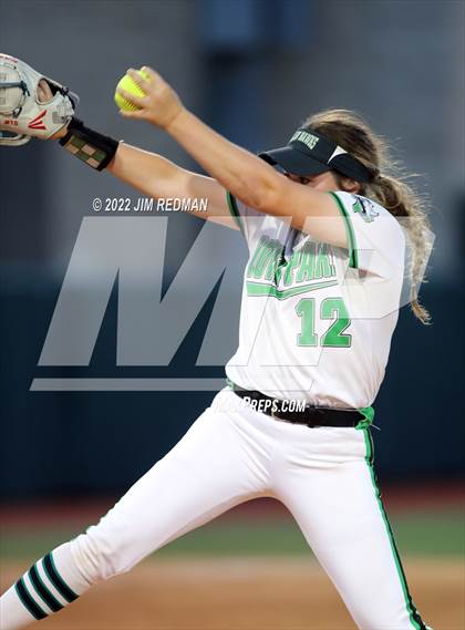 Thumbnail 2 in Iowa Park @ Liberty (UIL 4A Softball Semifinal) photogallery.