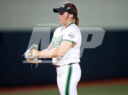 Thumbnail 1 in Iowa Park @ Liberty (UIL 4A Softball Semifinal) photogallery.