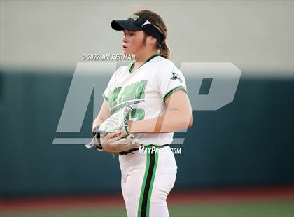 Thumbnail 3 in Iowa Park @ Liberty (UIL 4A Softball Semifinal) photogallery.