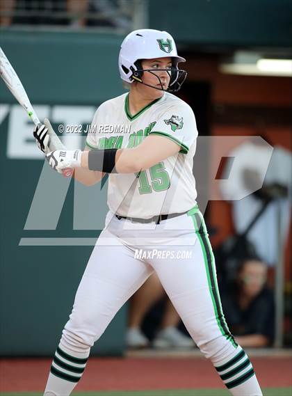 Thumbnail 1 in Iowa Park @ Liberty (UIL 4A Softball Semifinal) photogallery.