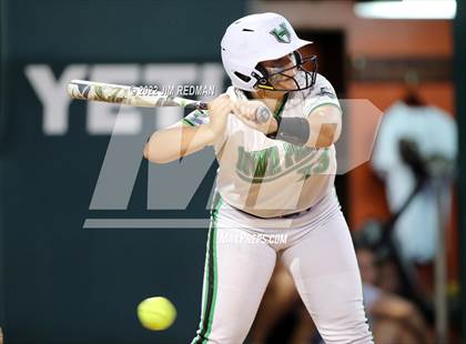 Thumbnail 3 in Iowa Park @ Liberty (UIL 4A Softball Semifinal) photogallery.