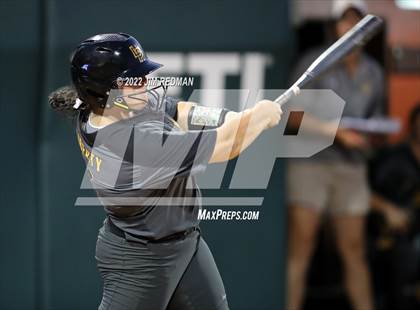 Thumbnail 3 in Iowa Park @ Liberty (UIL 4A Softball Semifinal) photogallery.