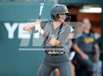 Thumbnail 1 in Iowa Park @ Liberty (UIL 4A Softball Semifinal) photogallery.