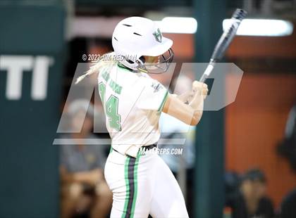 Thumbnail 2 in Iowa Park @ Liberty (UIL 4A Softball Semifinal) photogallery.