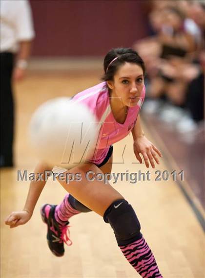 Thumbnail 3 in East Lyme vs. Kennedy (CIAC Class L Second Round) photogallery.