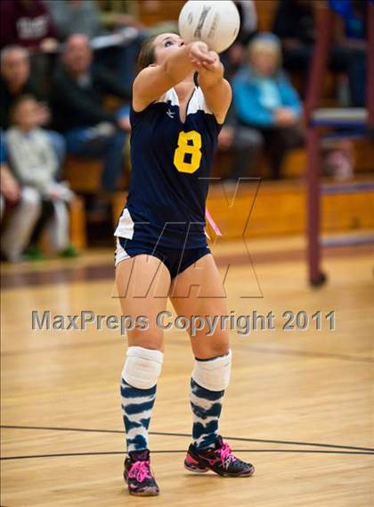 Thumbnail 3 in East Lyme vs. Kennedy (CIAC Class L Second Round) photogallery.