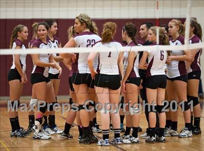 Thumbnail 2 in East Lyme vs. Kennedy (CIAC Class L Second Round) photogallery.