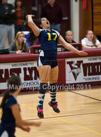 Thumbnail 3 in East Lyme vs. Kennedy (CIAC Class L Second Round) photogallery.