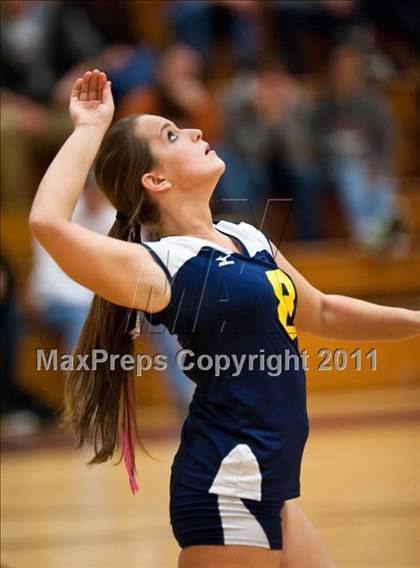 Thumbnail 2 in East Lyme vs. Kennedy (CIAC Class L Second Round) photogallery.