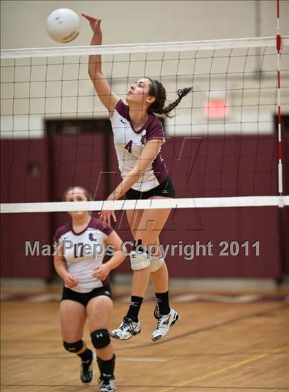 Thumbnail 2 in East Lyme vs. Kennedy (CIAC Class L Second Round) photogallery.