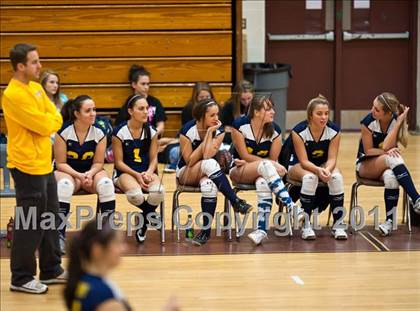 Thumbnail 2 in East Lyme vs. Kennedy (CIAC Class L Second Round) photogallery.