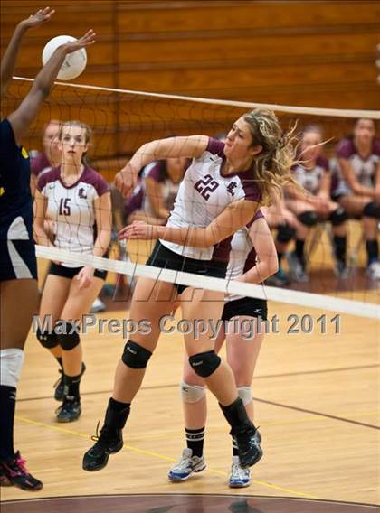 Thumbnail 2 in East Lyme vs. Kennedy (CIAC Class L Second Round) photogallery.
