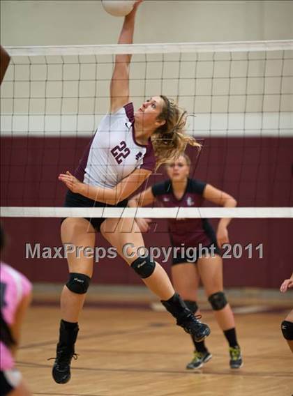 Thumbnail 1 in East Lyme vs. Kennedy (CIAC Class L Second Round) photogallery.