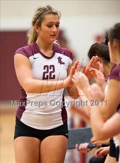 Thumbnail 2 in East Lyme vs. Kennedy (CIAC Class L Second Round) photogallery.