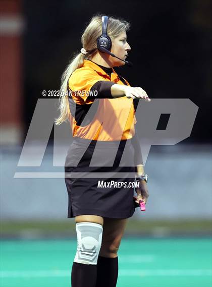 Thumbnail 2 in First Colonial v Cox (VHSL Class 5 Region A Final) photogallery.