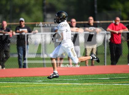 Thumbnail 3 in Hanover Park @ Pequannock photogallery.