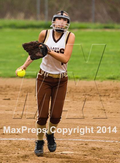 Thumbnail 3 in Burrell vs Highlands  photogallery.