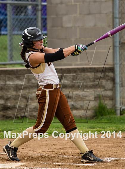 Thumbnail 2 in Burrell vs Highlands  photogallery.