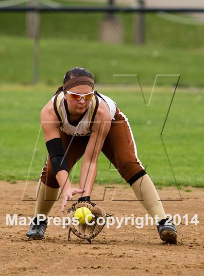 Thumbnail 3 in Burrell vs Highlands  photogallery.
