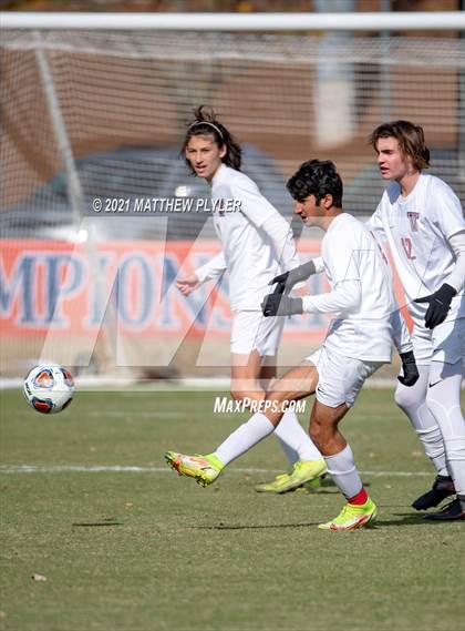 Thumbnail 2 in Christ the King vs. Voyager (NCHSAA 1A Final) photogallery.