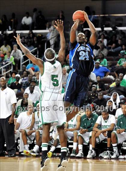 Thumbnail 1 in Compton vs. Lincoln (CIF SoCal D2 Final) photogallery.