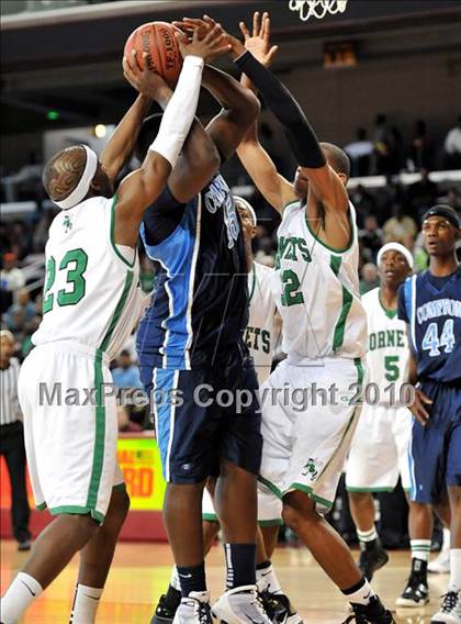 Thumbnail 3 in Compton vs. Lincoln (CIF SoCal D2 Final) photogallery.