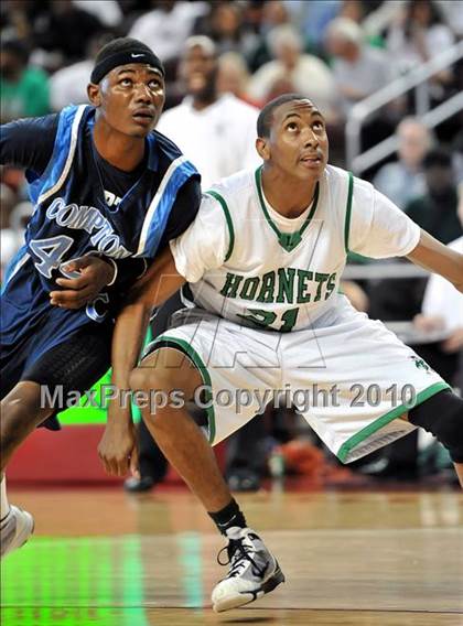 Thumbnail 1 in Compton vs. Lincoln (CIF SoCal D2 Final) photogallery.