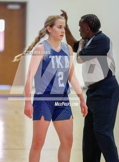 Thumbnail 2 in Lanier Christian Academy vs. The King's Academy (GAPPS 1-AA Semifinals) photogallery.
