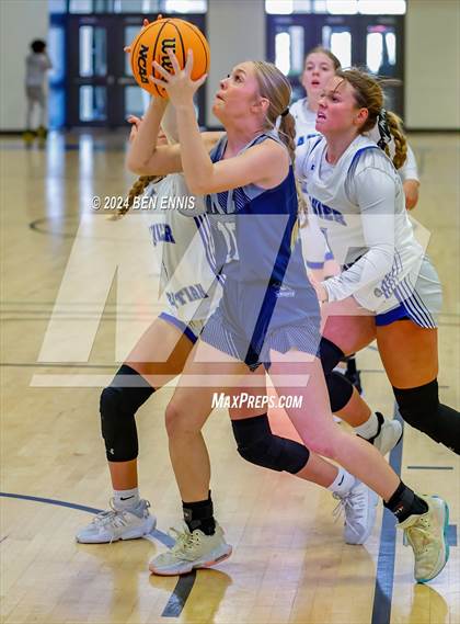 Thumbnail 3 in Lanier Christian Academy vs. The King's Academy (GAPPS 1-AA Semifinals) photogallery.