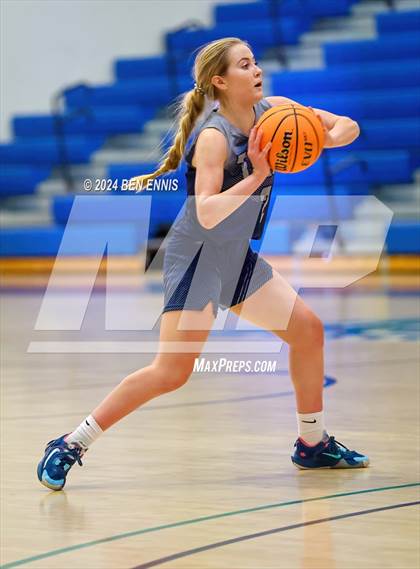 Thumbnail 3 in Lanier Christian Academy vs. The King's Academy (GAPPS 1-AA Semifinals) photogallery.