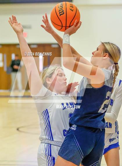 Thumbnail 3 in Lanier Christian Academy vs. The King's Academy (GAPPS 1-AA Semifinals) photogallery.