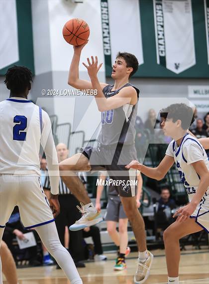 Thumbnail 2 in Haldane vs. Millbrook (NYSPHSAA Class C Regional Semifinal) photogallery.