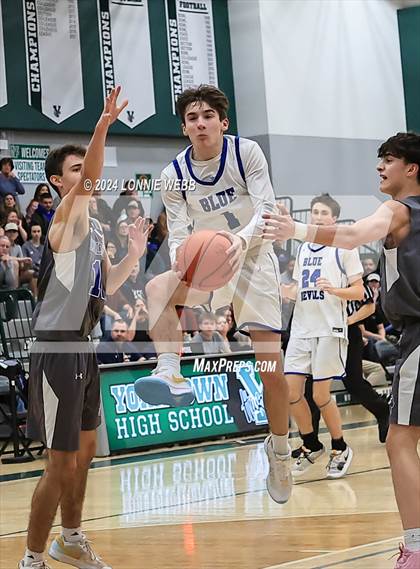 Thumbnail 3 in Haldane vs. Millbrook (NYSPHSAA Class C Regional Semifinal) photogallery.