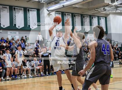 Thumbnail 1 in Haldane vs. Millbrook (NYSPHSAA Class C Regional Semifinal) photogallery.