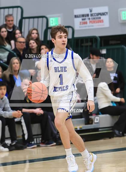 Thumbnail 2 in Haldane vs. Millbrook (NYSPHSAA Class C Regional Semifinal) photogallery.