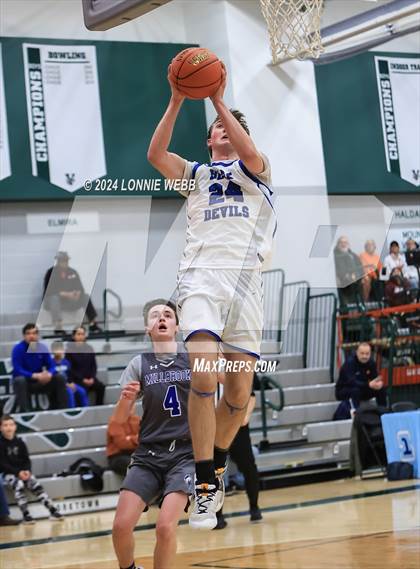 Thumbnail 3 in Haldane vs. Millbrook (NYSPHSAA Class C Regional Semifinal) photogallery.