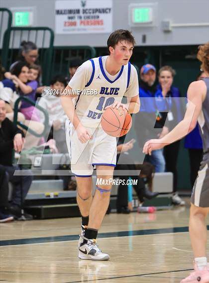 Thumbnail 3 in Haldane vs. Millbrook (NYSPHSAA Class C Regional Semifinal) photogallery.