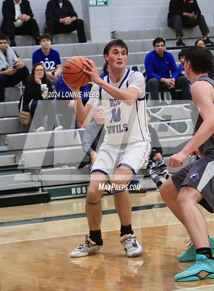 Thumbnail 2 in Haldane vs. Millbrook (NYSPHSAA Class C Regional Semifinal) photogallery.