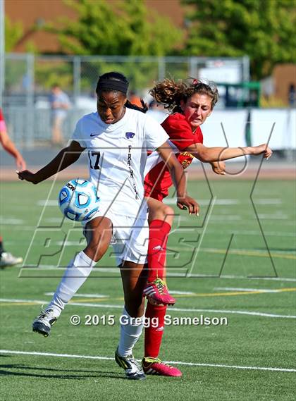 Thumbnail 2 in Franklin vs St. Francis (CIF SJS D1 Final) photogallery.