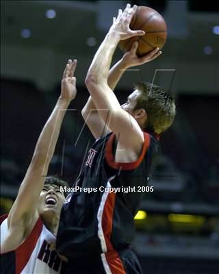 Thumbnail 3 in Etiwanda vs. Hart (Sec. I-AA Final)#1 photogallery.