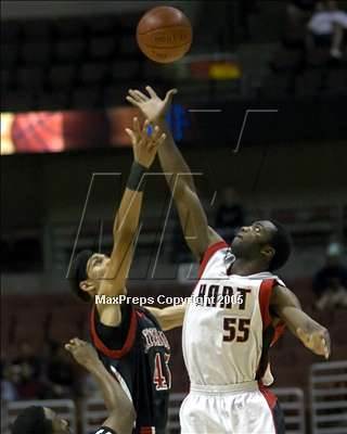 Thumbnail 1 in Etiwanda vs. Hart (Sec. I-AA Final)#1 photogallery.