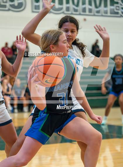 Thumbnail 3 in Dougherty Valley vs. Branson (Sabrina Ionescu SI20 Showcase) photogallery.