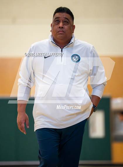 Thumbnail 1 in Dougherty Valley vs. Branson (Sabrina Ionescu SI20 Showcase) photogallery.