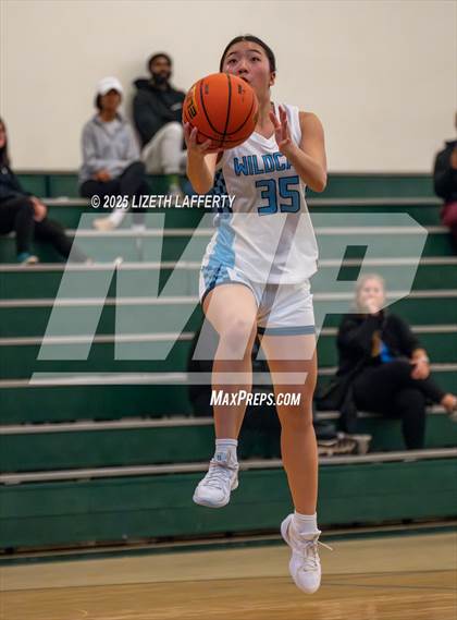 Thumbnail 1 in Dougherty Valley vs. Branson (Sabrina Ionescu SI20 Showcase) photogallery.